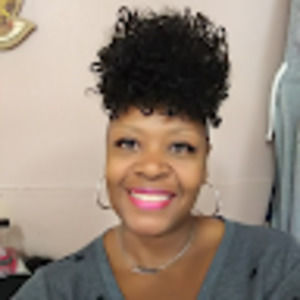 Meet your Posher, Denise